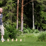 Team Dryden/MB visade hur man spelar kubb. 2-1! Foto: Madde