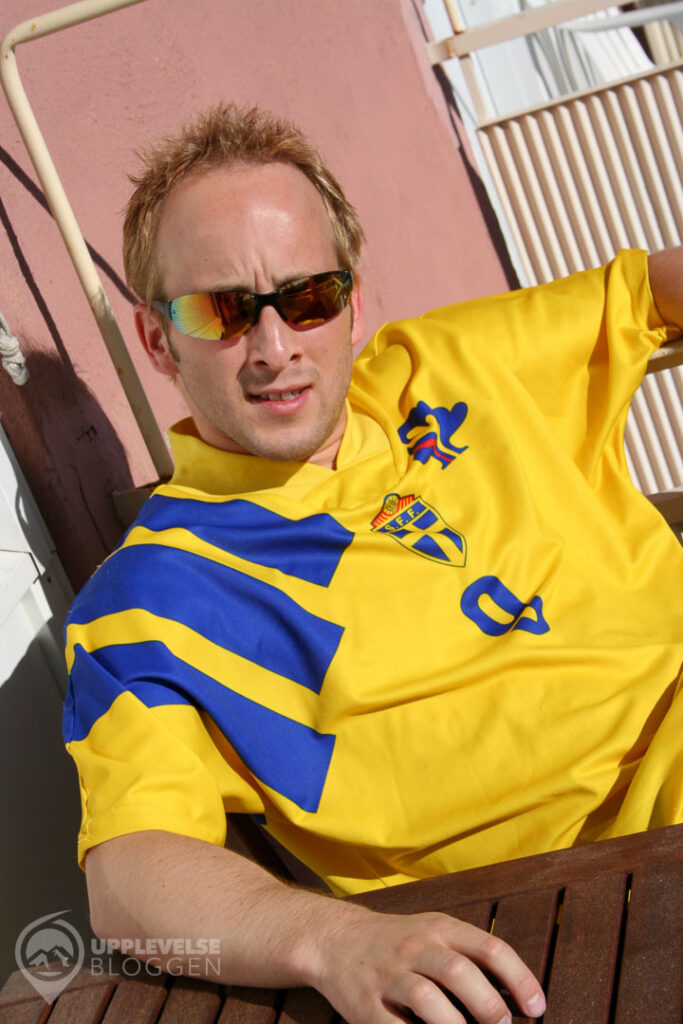 Dryden följer fotbolls-VM