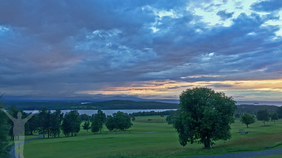 Fjällvyer från golfbanan