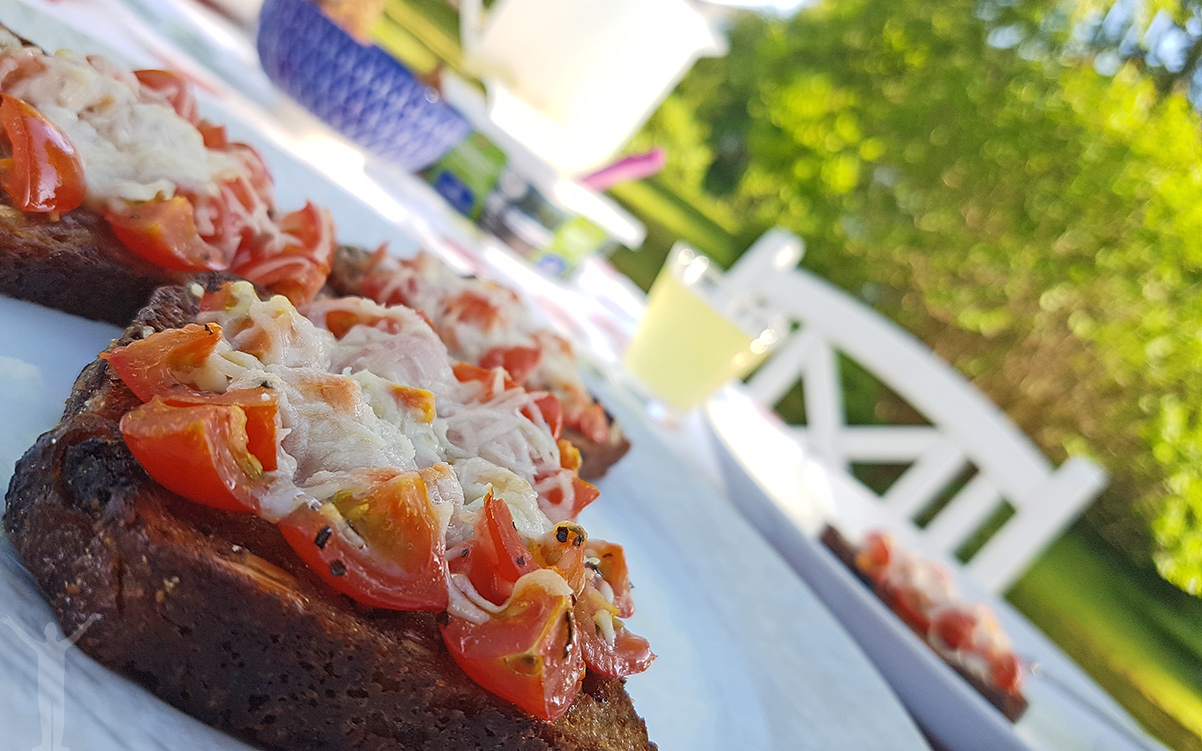 Middag i trädgården