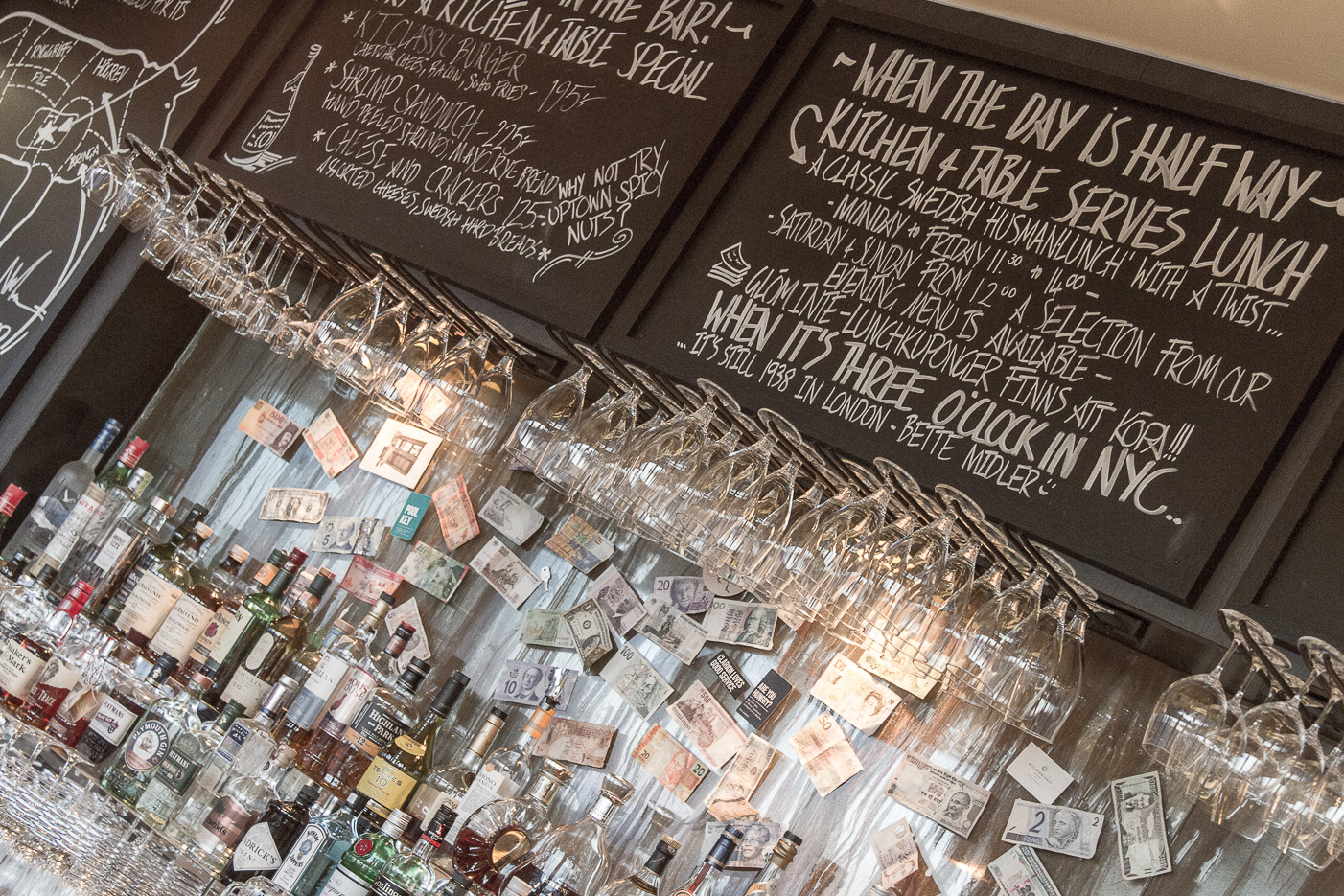 Baren i Kitchen & Table på tolfte våningen