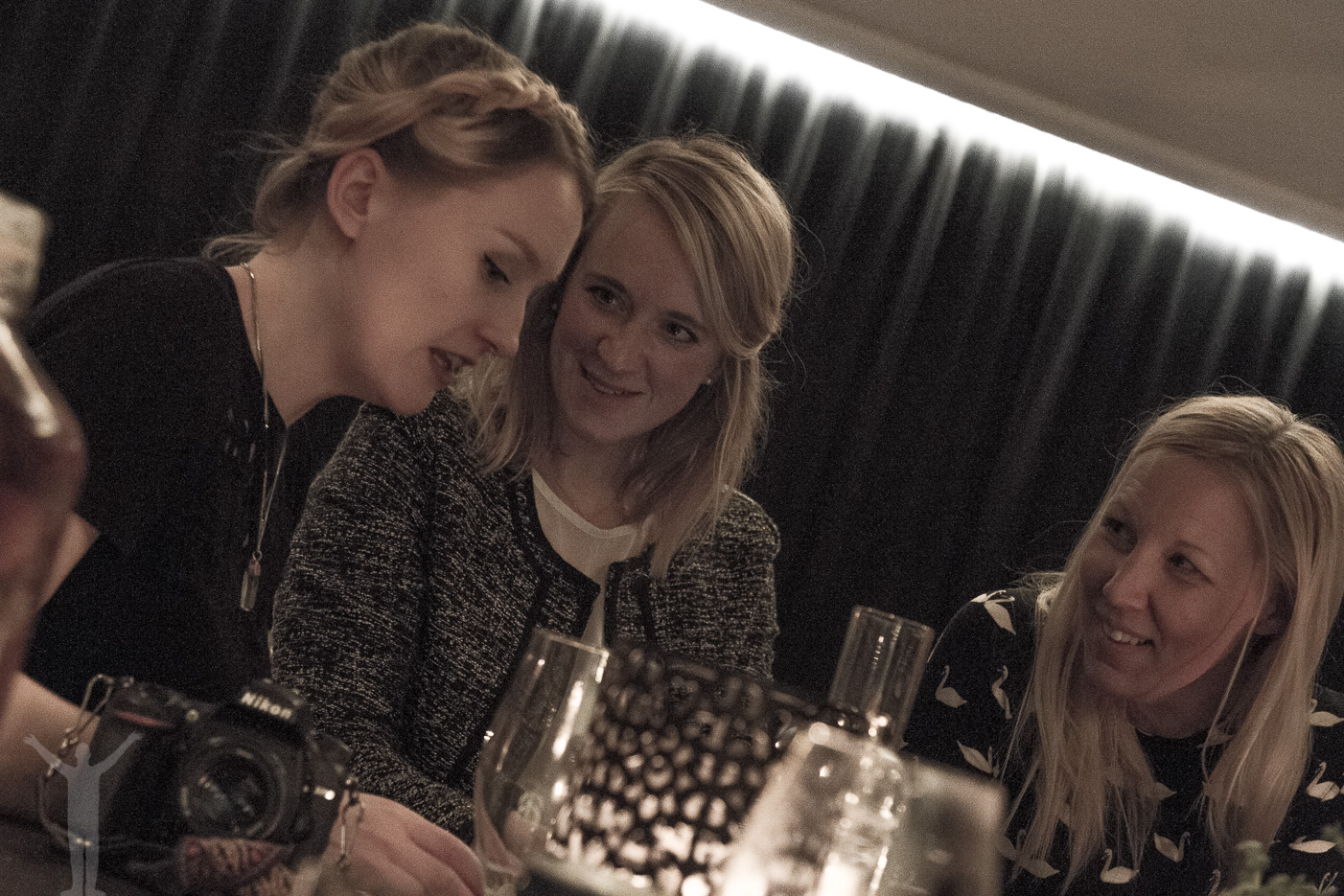 Jeanette Seflin, Annika på Resfredag och Towe på Come fly with me.