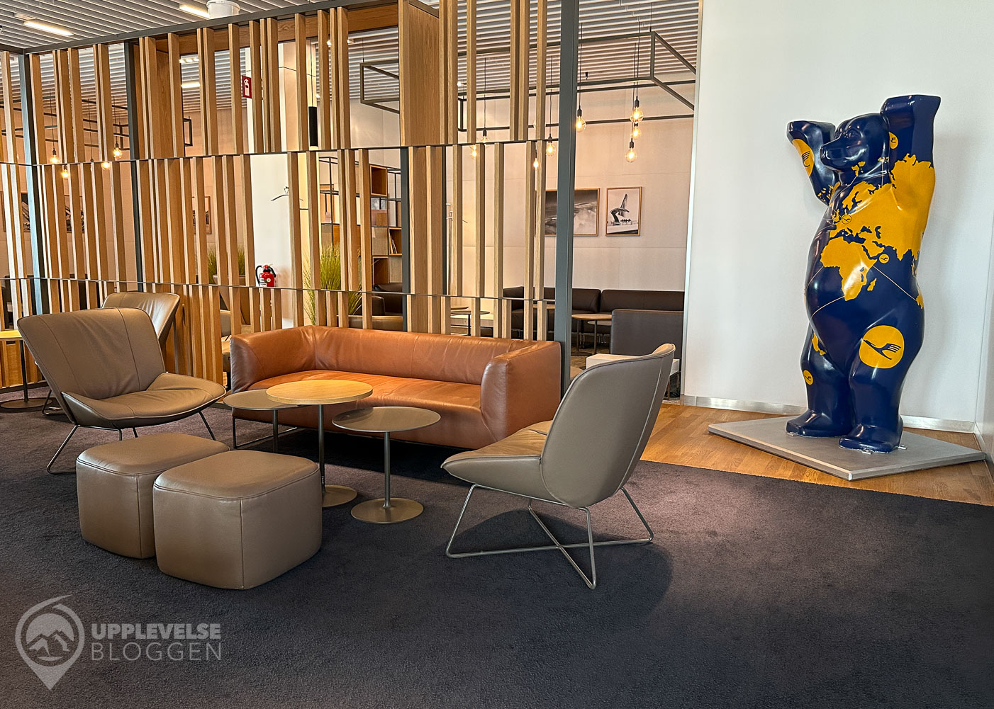 Soffor och fåtöljer i Lufthansa Lounge