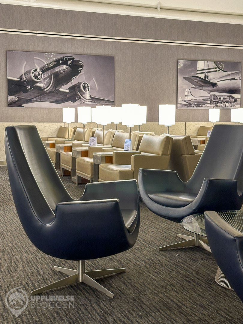 Fåtöljer på United Club på ORD