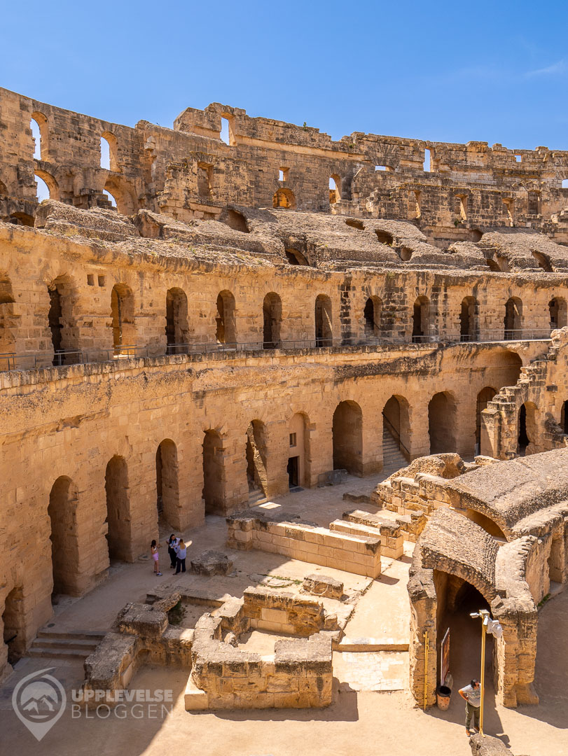 Delar av läktaren av amfiteatern i El Jem