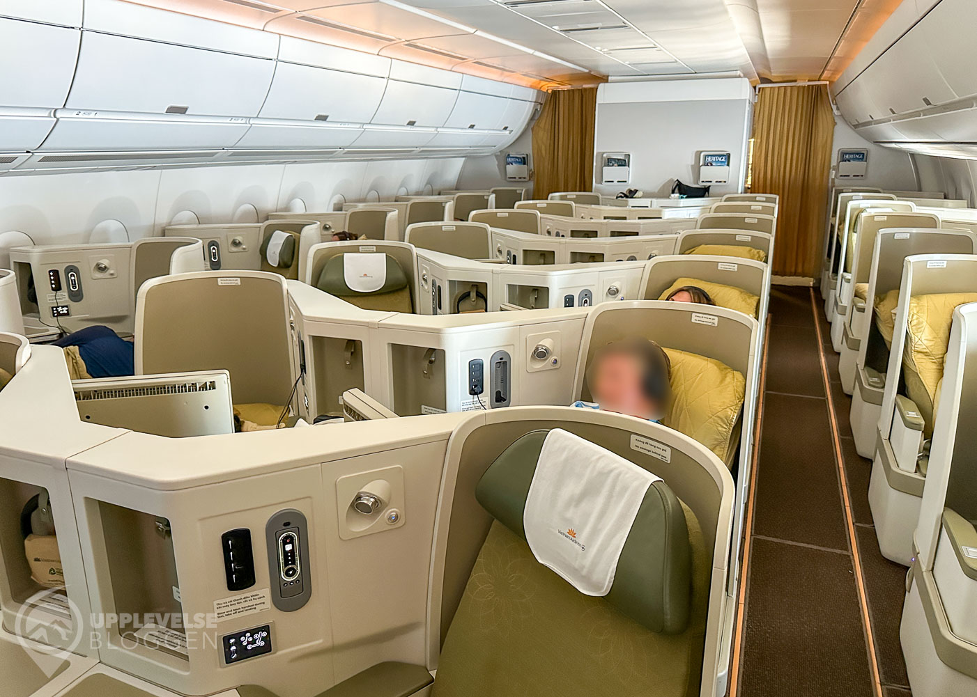 Fiskbenskonfiguration i Vietnam Airlines business class