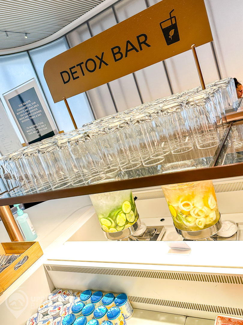 Detox bar i Air France Lounge på CDG