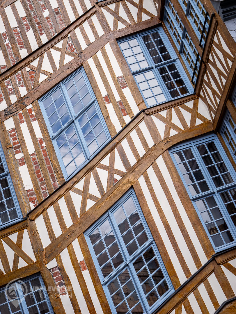 Korsvirkeshus i Rouen