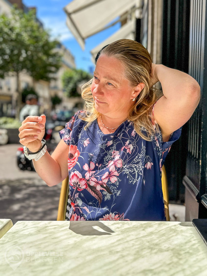 Maria väntar på lunch i Rouen