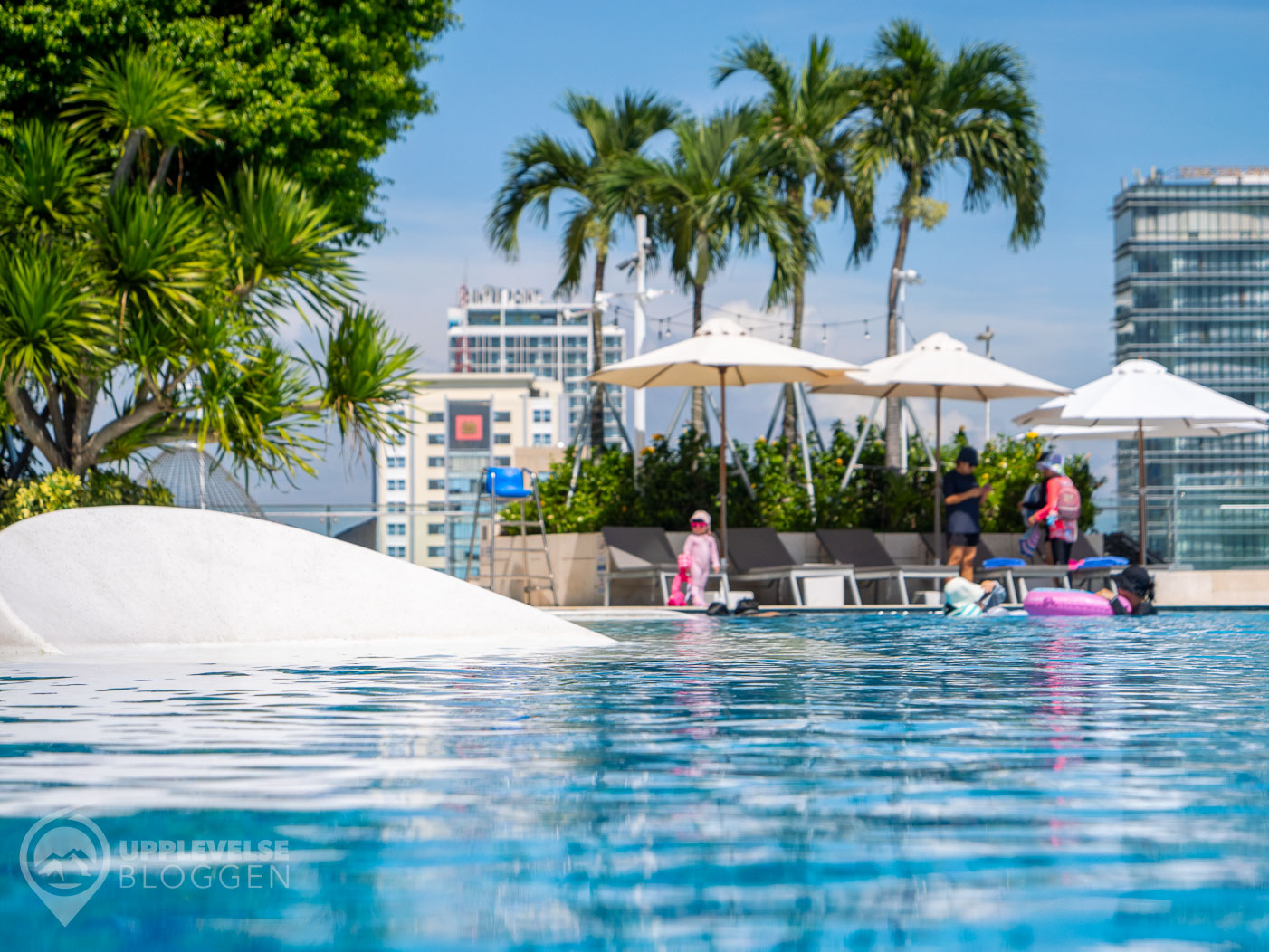 Pool på Novotel Danang Premier Han River