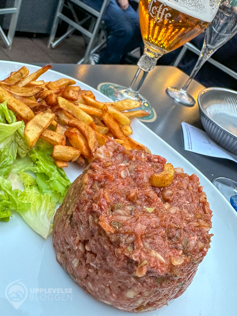 Tartar på restaurang i Épernay
