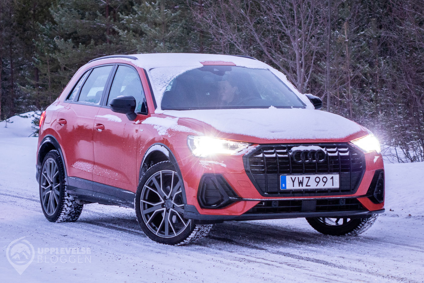 Audi Q3 - cirka 1580 kg