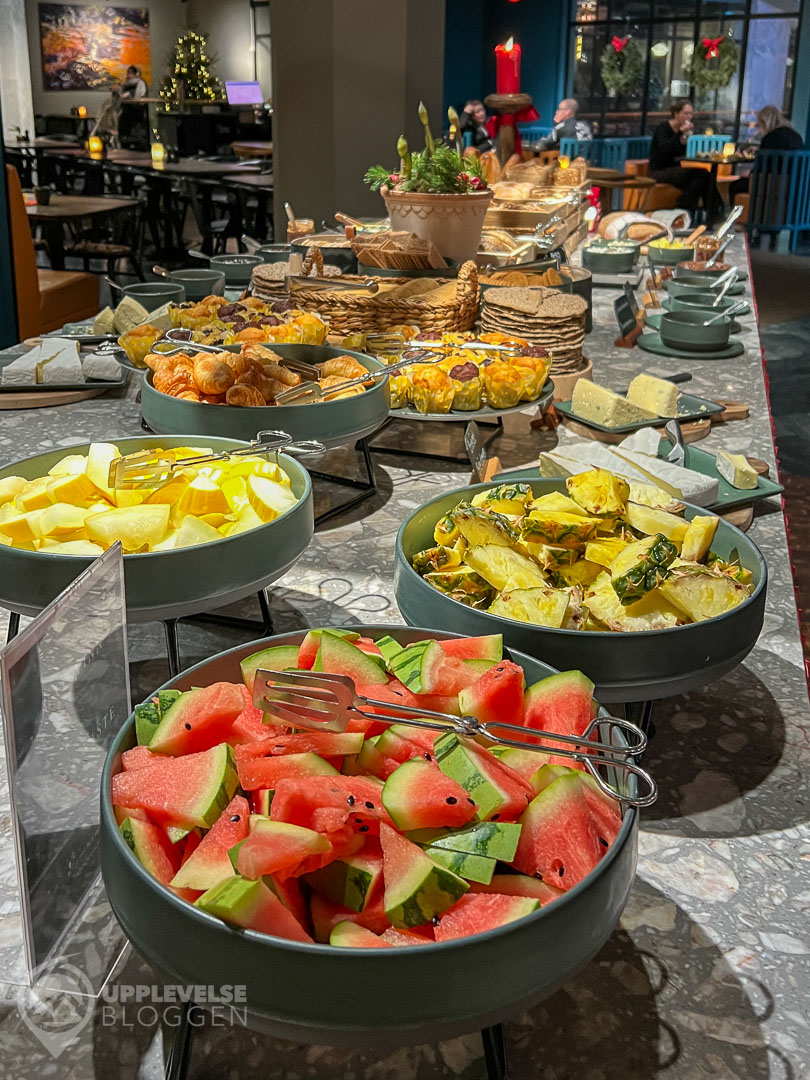 Frukostbuffé på hotell i Sverige