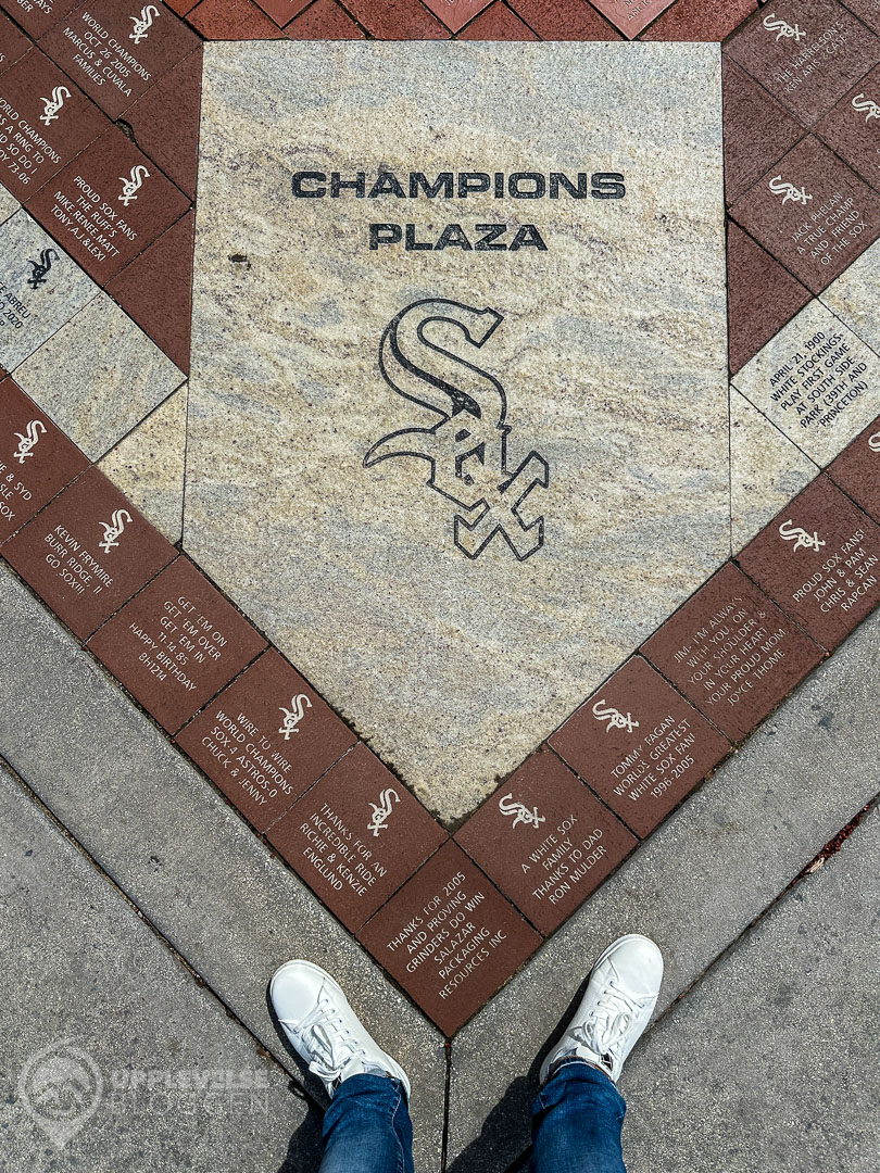 Champions Plaza vid Rate Field
