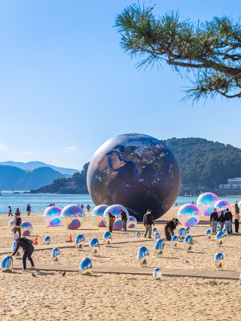 Utställning på Haeundae Beach i Busan