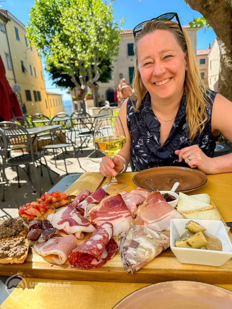 Maria lunchar i Castagneto Carducci