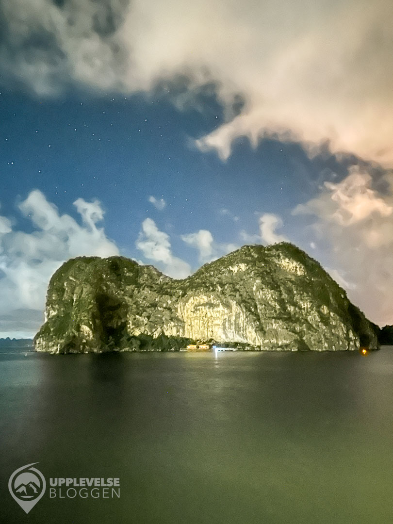 Natthimmel i Ha Long Bay