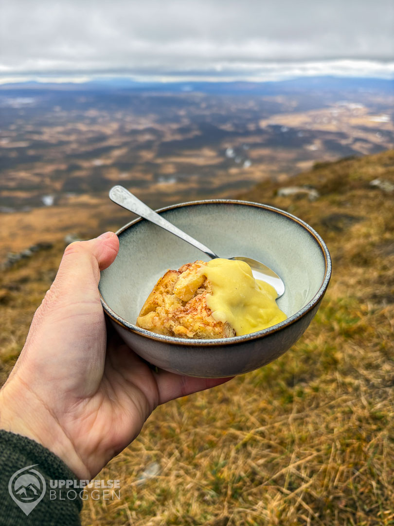 Kanelbulleäppelkaka på Mittåkläppen